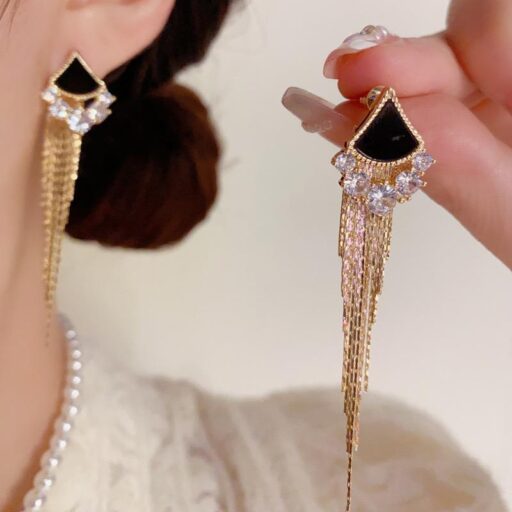 Boucles d’Oreilles Cascade Noire